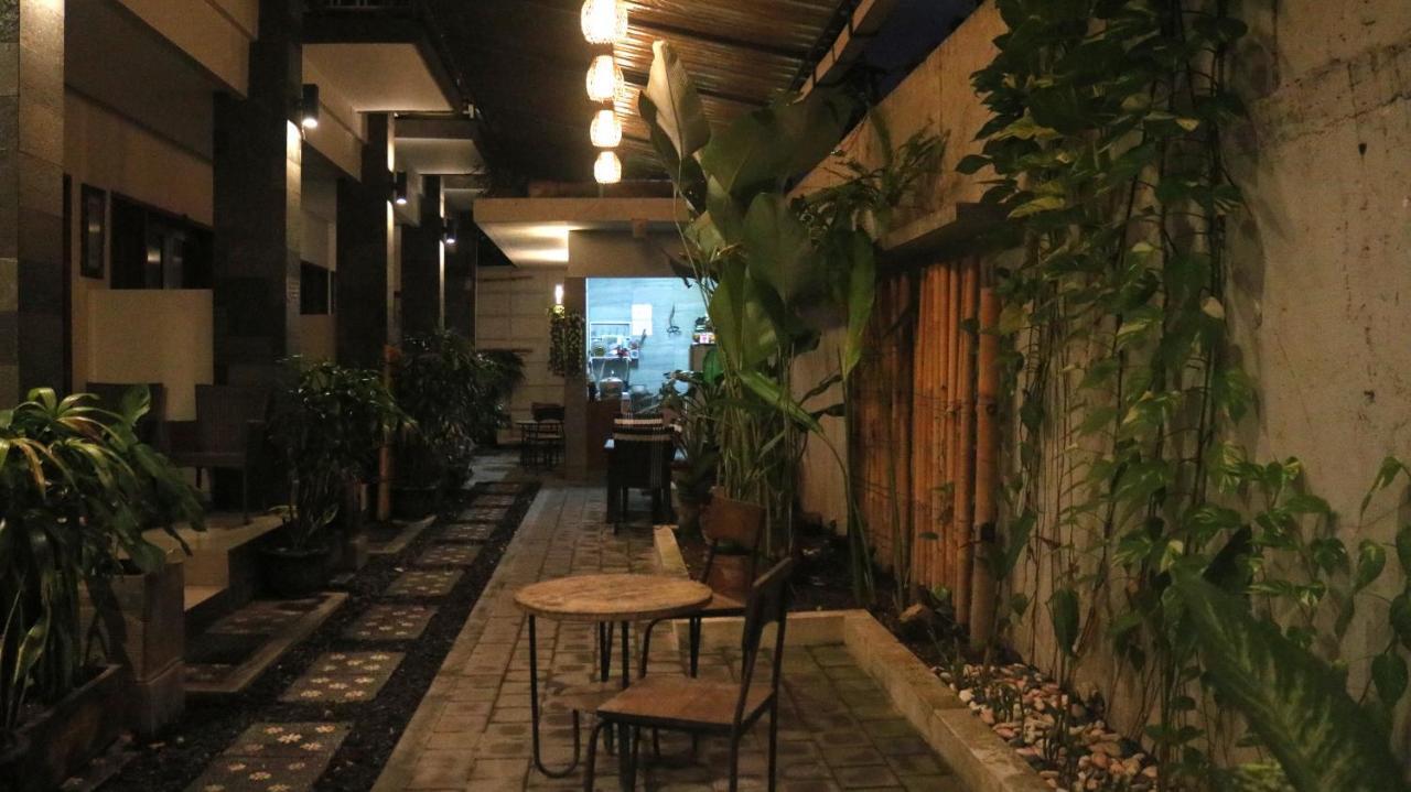 Hotel Pondok Sutya Kuta Lombok Exterior foto